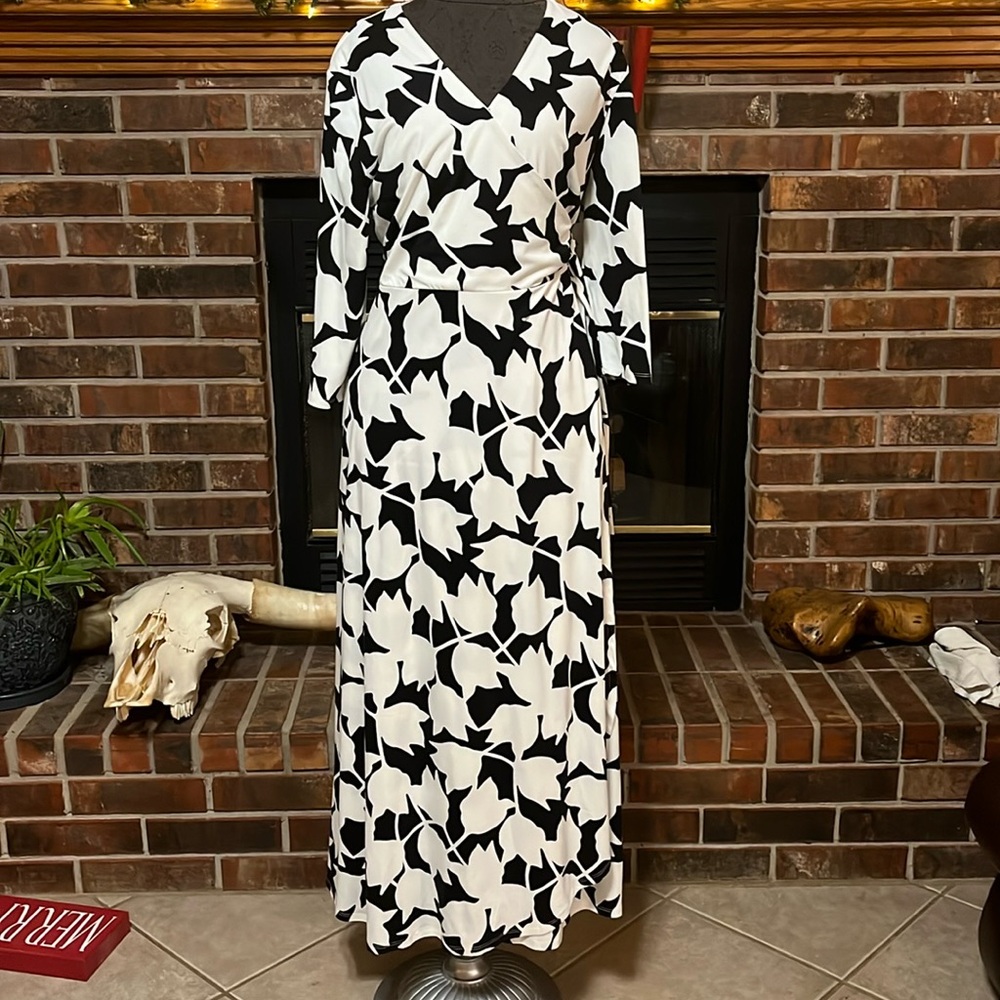 Cato Petite 3/4 Sleeve Wrap Dress